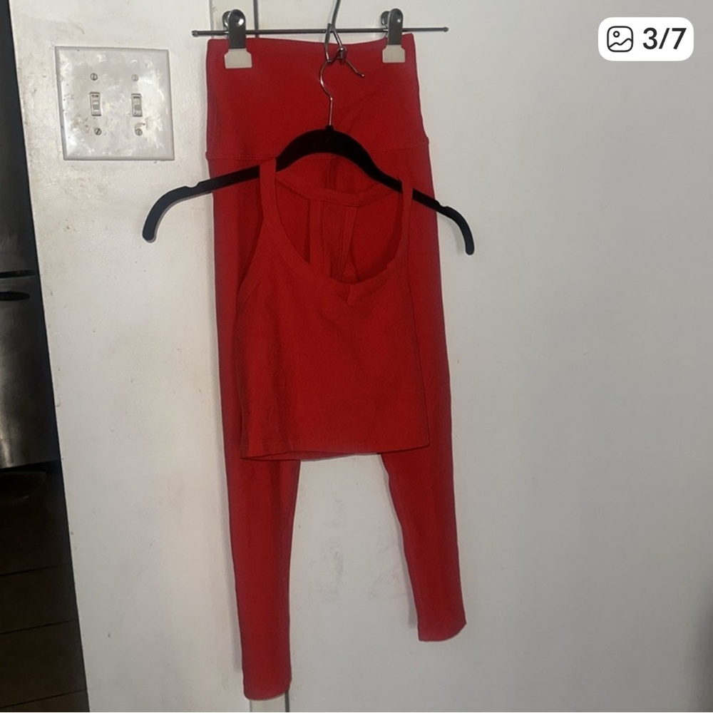 SOLD Beyond Yoga Spacedye Leggings and top - Picture 2 of 2